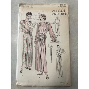Vintage 40's Vogue Pattern #5717 Women's Housecoat Negligee Size 16 HTF